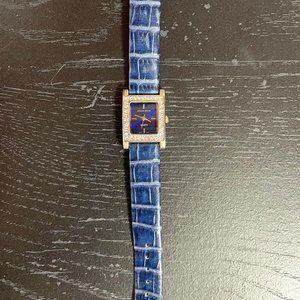 Vintage Jaclyn Smith Watch with Navy Blue Leather Bank and Quartz Detail